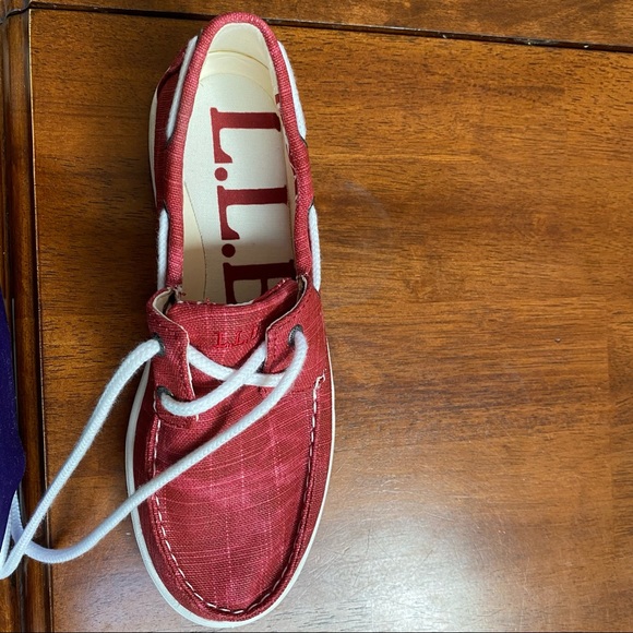 NWOT. L.L. Bean Sunwash Canvas Sneaker. 6 M - Picture 3 of 7